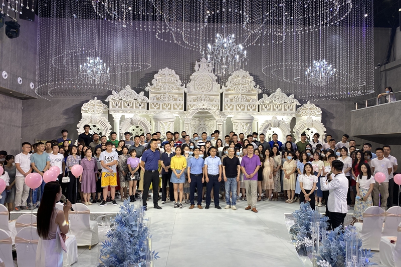 3ddca8bd28d2fa40879271a2e9a6be0.jpg