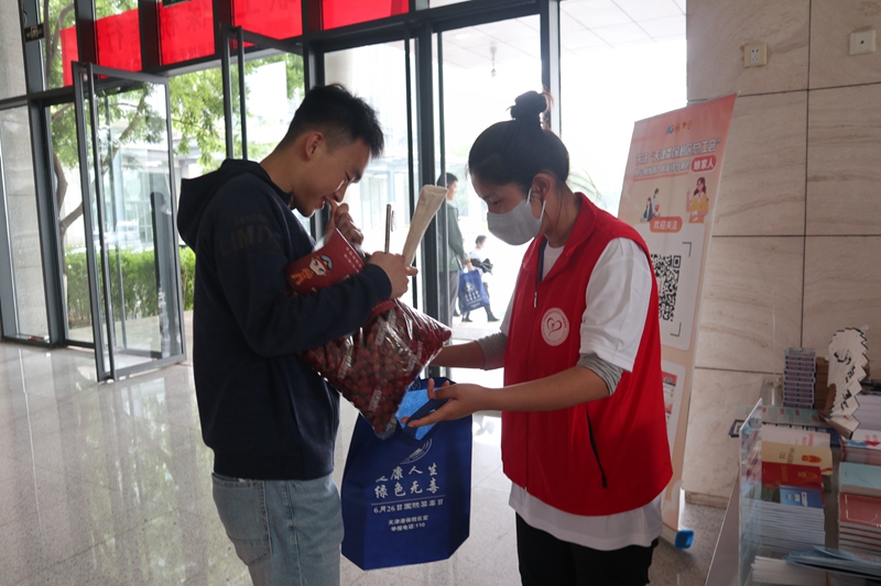 f3521425b452610e77e28e0416fecb4_副本.jpg
