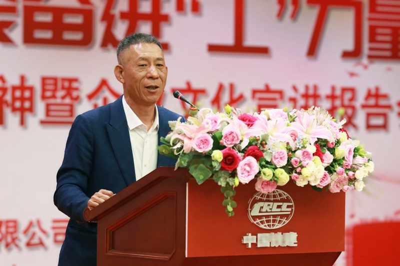 徐文华_副本.jpg