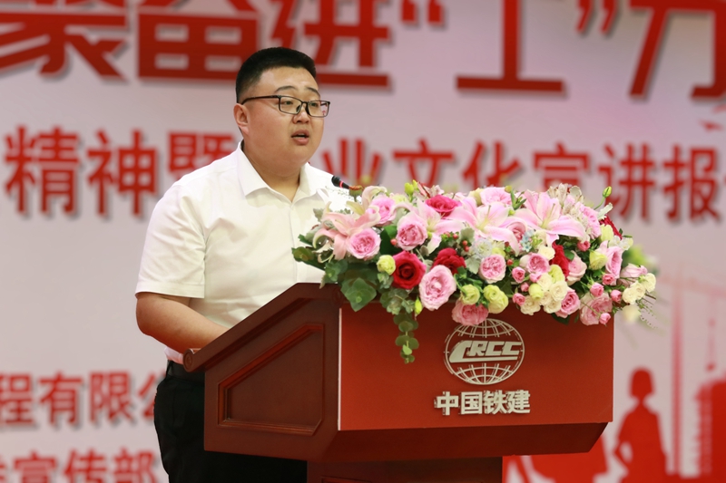 李东东_副本.jpg